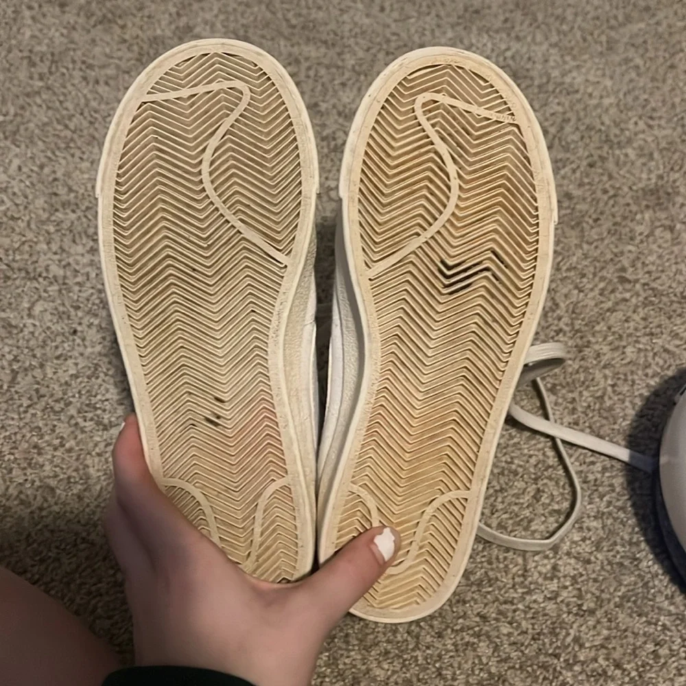white nike high top blazers - Picture 4 of 4